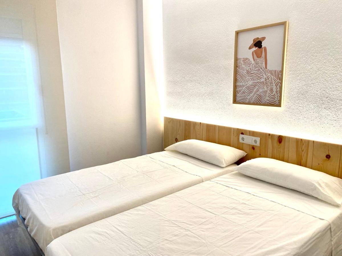Apartamento Con 3 Habitaciones, Terraza Y Jardin Comunitario Con Piscina En Sant Antoni De Calonge Exterior foto